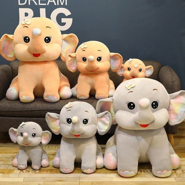 Peluche éléphant grand et mignon