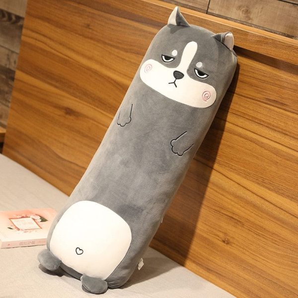 Peluche loup géante en relaxation